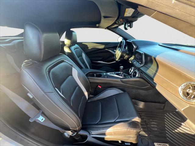 2023 Chevrolet Camaro RWD Convertible 2LT