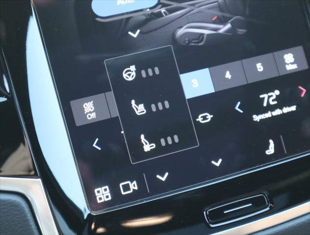 2024 Volvo XC90 B6 Ultimate Bright Theme 7-Seater