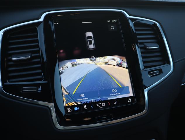 2024 Volvo XC90 B6 Ultimate Bright Theme 7-Seater