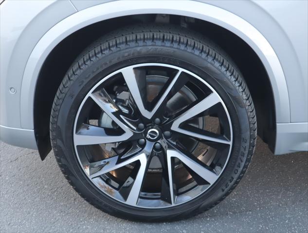 2024 Volvo XC90 B6 Ultimate Bright Theme 7-Seater