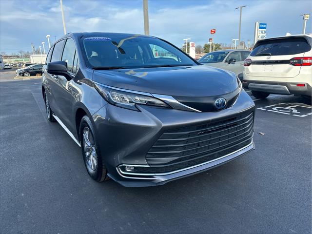 2023 Toyota Sienna XLE