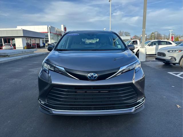 2023 Toyota Sienna XLE