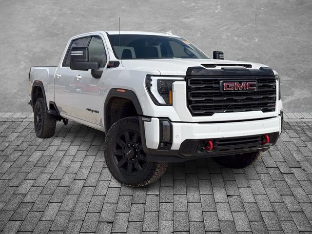 2024 GMC Sierra 2500HD 4WD Crew Cab Standard Bed AT4