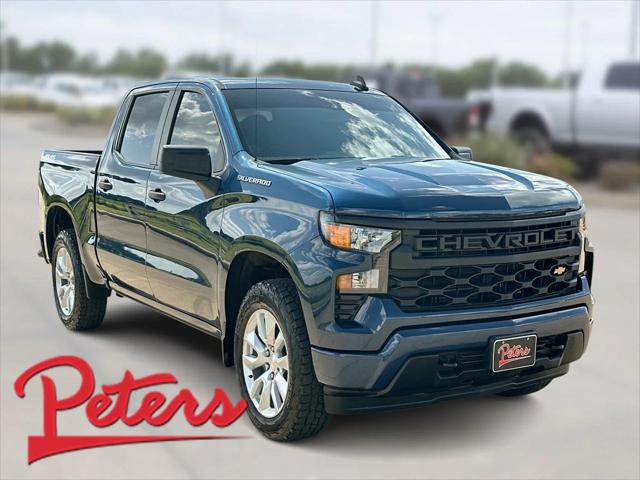 2023 Chevrolet Silverado 1500 4WD Crew Cab Short Bed Custom