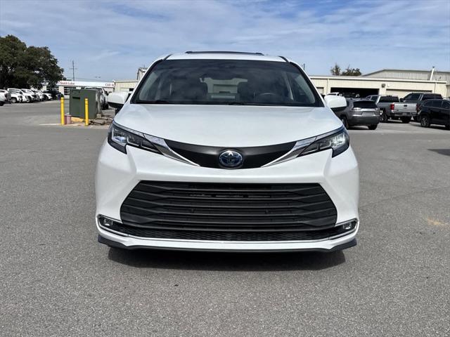 2022 Toyota Sienna XLE