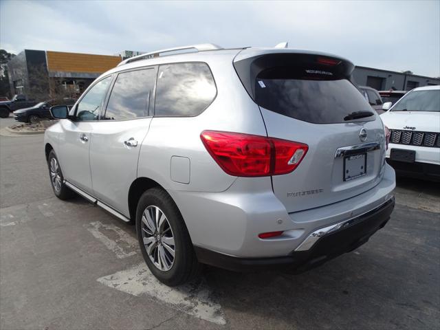 2019 Nissan Pathfinder S