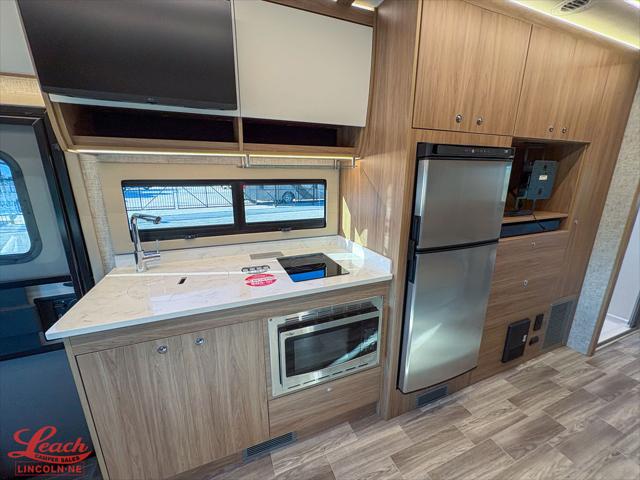 2025 Mercedes-Benz Sprinter 3500XD Chassis Standard Roof 4-Cyl Diesel HO