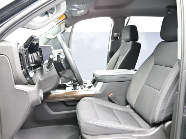 2023 Chevrolet Silverado 1500 4WD Crew Cab Standard Bed LT Trail Boss