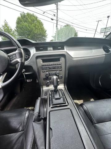 2014 Ford Mustang V6 Premium