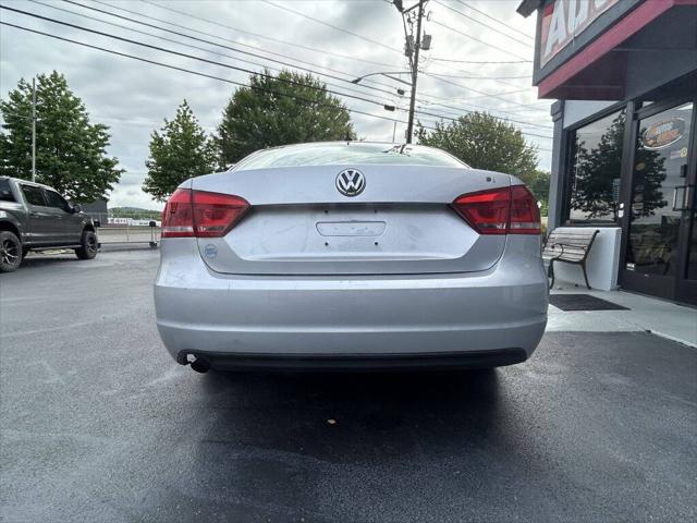 2015 Volkswagen Passat 1.8T Wolfsburg Edition