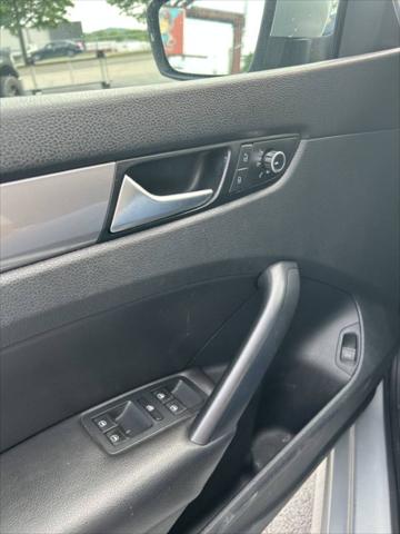 2015 Volkswagen Passat 1.8T Wolfsburg Edition