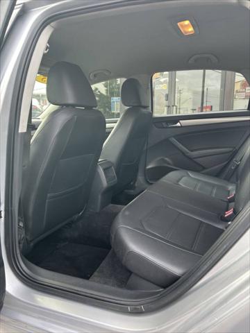 2015 Volkswagen Passat 1.8T Wolfsburg Edition