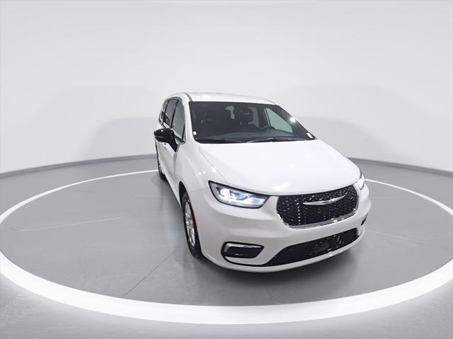 2025 Chrysler Pacifica PACIFICA SELECT