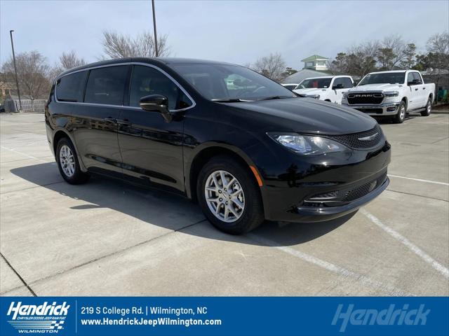 2025 Chrysler Voyager VOYAGER