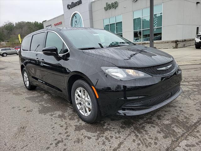 2025 Chrysler Voyager VOYAGER