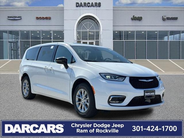 2025 Chrysler Pacifica PACIFICA SELECT AWD