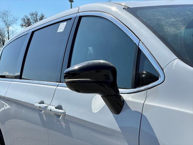 2025 Chrysler Pacifica PACIFICA SELECT AWD