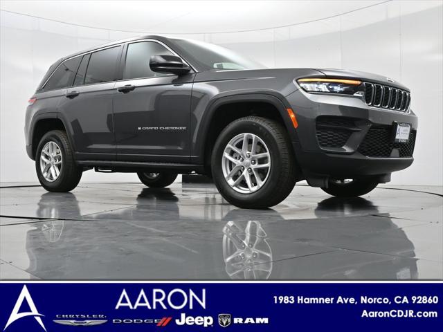 2025 Jeep Grand Cherokee GRAND CHEROKEE LAREDO X 4X2