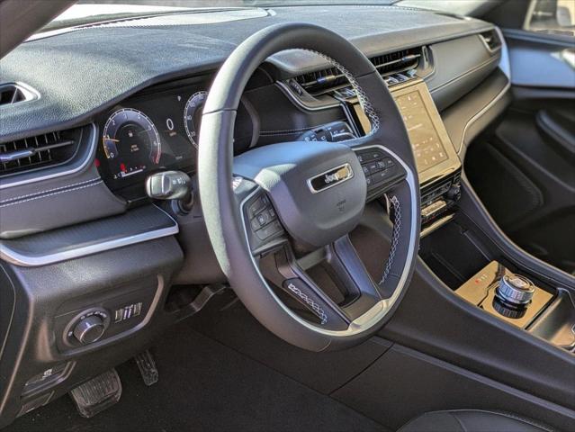 2025 Jeep Grand Cherokee GRAND CHEROKEE ALTITUDE 4X4 2025 Jeep Grand Cherokee GRAND CHEROKEE ALTITUDE 4X4