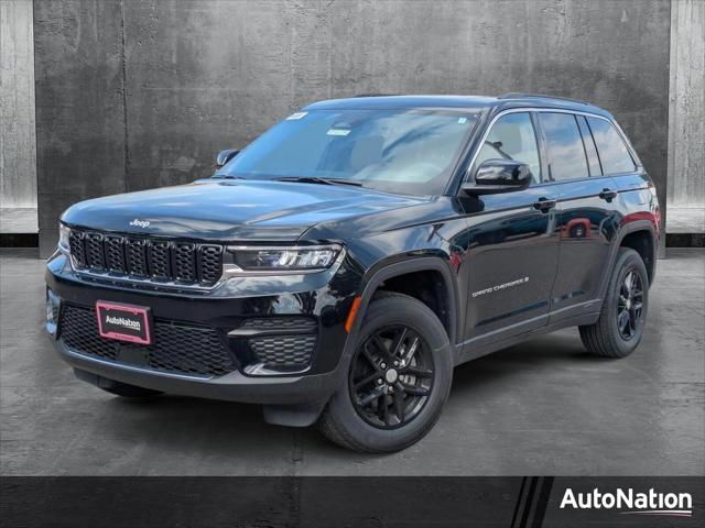 2025 Jeep Grand Cherokee GRAND CHEROKEE LAREDO X 4X4