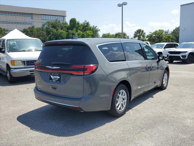 2025 Chrysler Pacifica PACIFICA SELECT