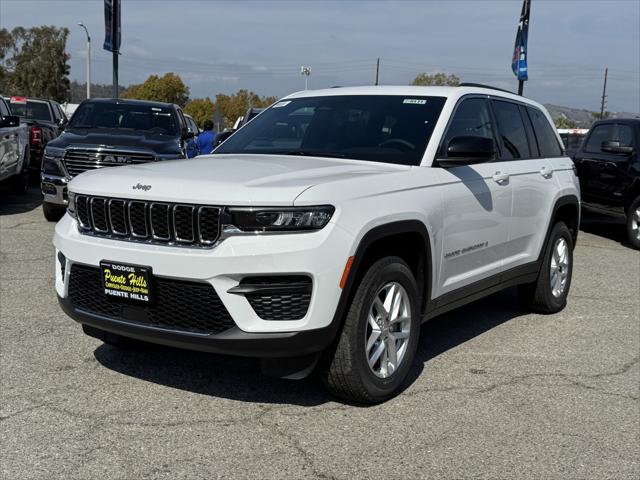 2025 Jeep Grand Cherokee GRAND CHEROKEE LAREDO X 4X2