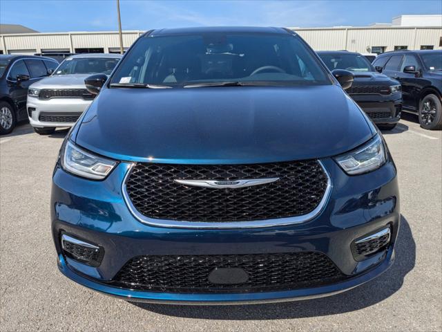 2025 Chrysler Pacifica PACIFICA SELECT