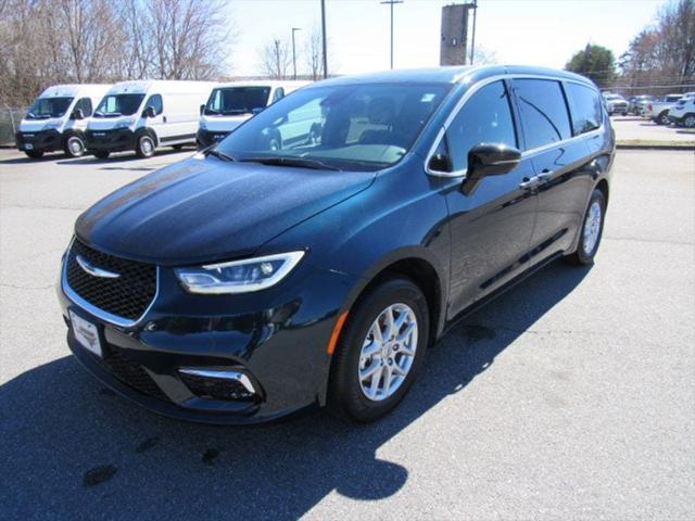 2025 Chrysler Pacifica PACIFICA SELECT