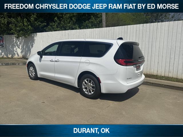 2025 Chrysler Pacifica PACIFICA SELECT