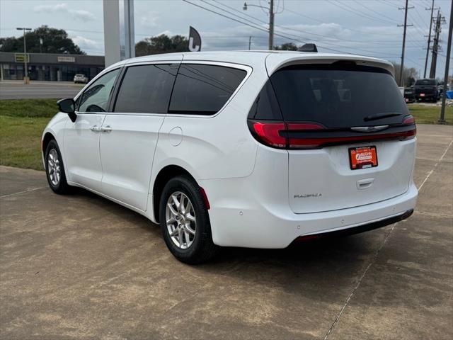 2025 Chrysler Pacifica PACIFICA SELECT