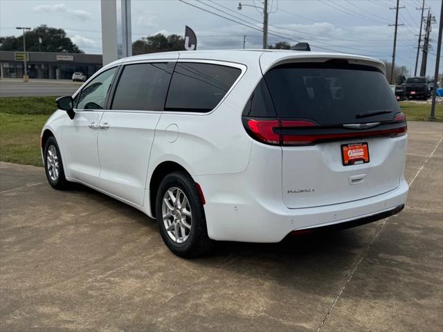 2025 Chrysler Pacifica PACIFICA SELECT