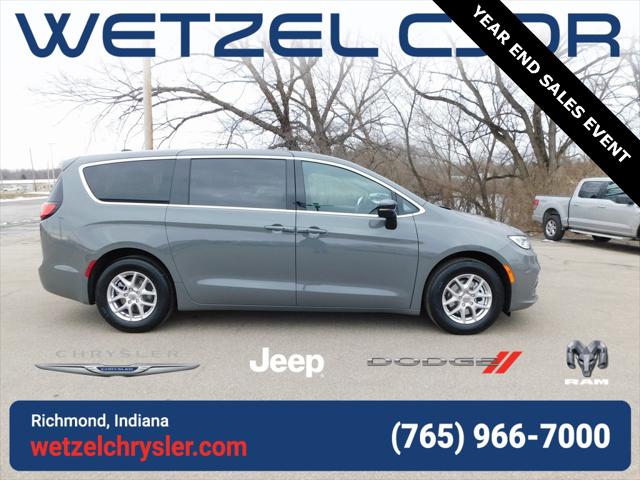2025 Chrysler Pacifica PACIFICA SELECT