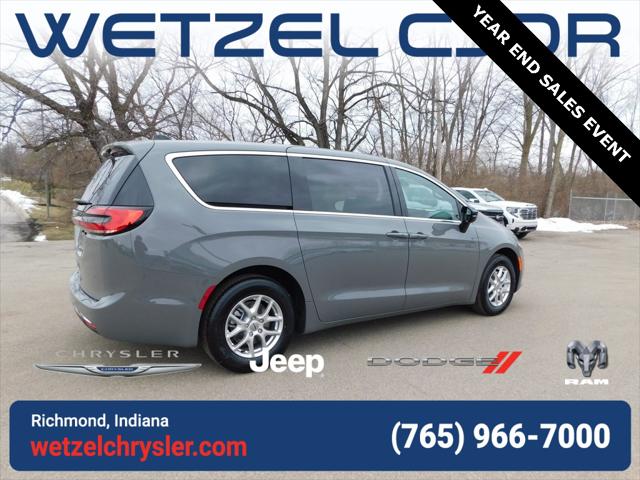 2025 Chrysler Pacifica PACIFICA SELECT