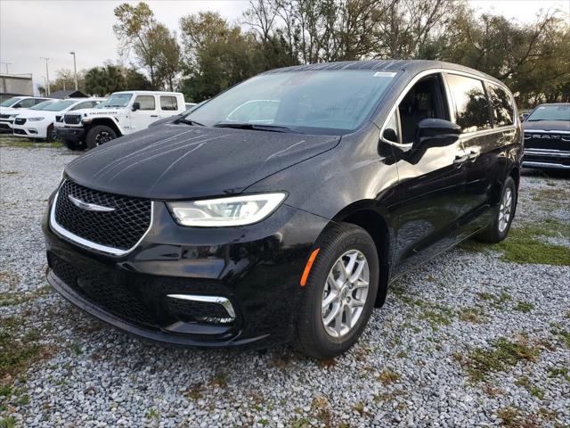 2025 Chrysler Pacifica PACIFICA SELECT