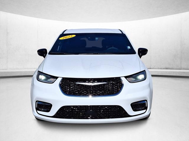 2025 Chrysler Pacifica PACIFICA SELECT