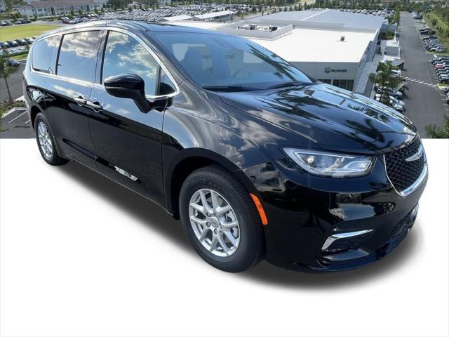 2025 Chrysler Pacifica PACIFICA SELECT