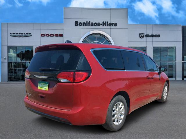 2025 Chrysler Voyager VOYAGER