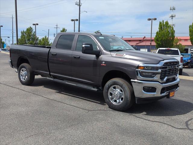 2025 RAM Ram 2500 RAM 2500 TRADESMAN CREW CAB 4X4 8 BOX