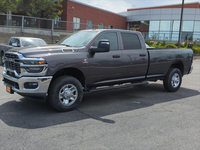 2025 RAM Ram 2500 RAM 2500 TRADESMAN CREW CAB 4X4 8 BOX
