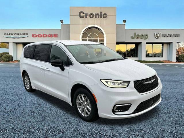 2025 Chrysler Pacifica PACIFICA SELECT