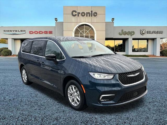 2025 Chrysler Pacifica PACIFICA SELECT