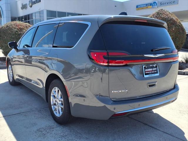 2025 Chrysler Pacifica PACIFICA SELECT