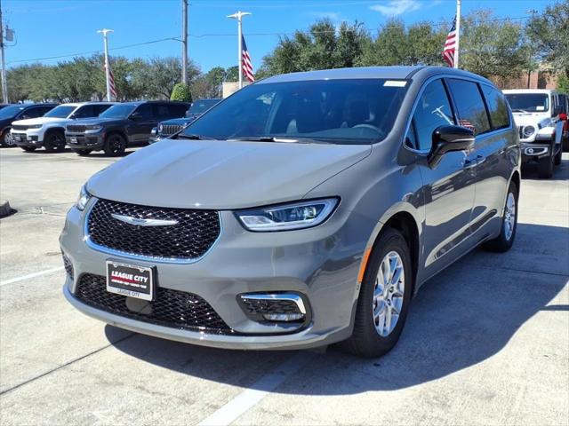 2025 Chrysler Pacifica PACIFICA SELECT