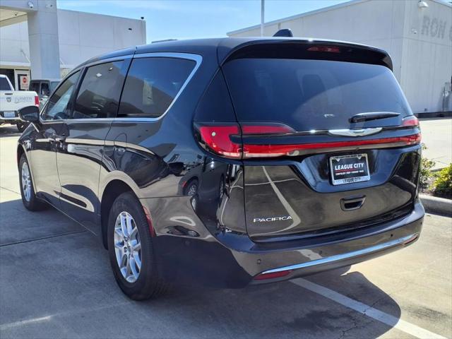 2025 Chrysler Pacifica PACIFICA SELECT