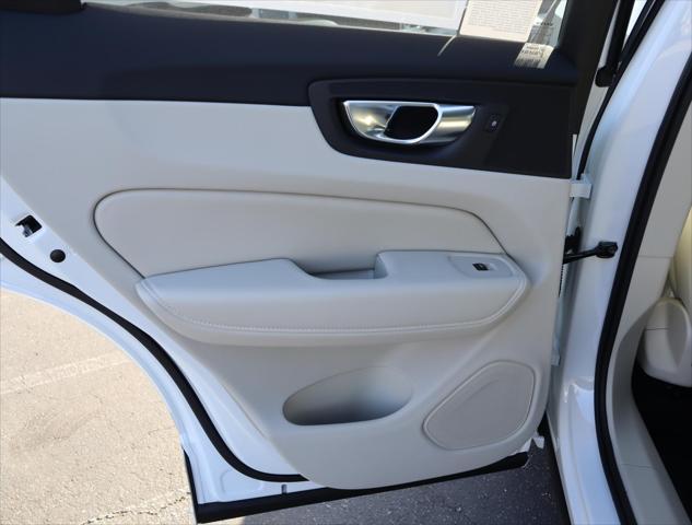 2025 Volvo XC60 Plug-In Hybrid T8 Ultra