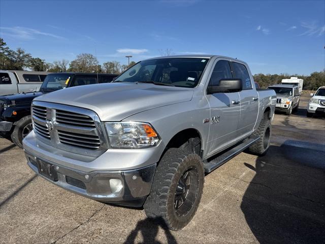 2017 RAM 1500 Lone Star Crew Cab 4x4 57 Box