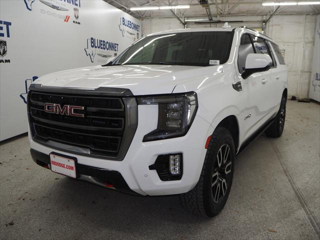 2022 GMC Yukon XL 4WD AT4