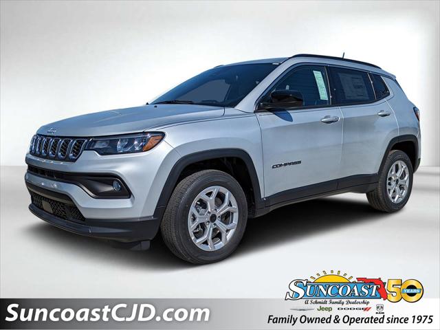 2025 Jeep Compass COMPASS LATITUDE 4X4