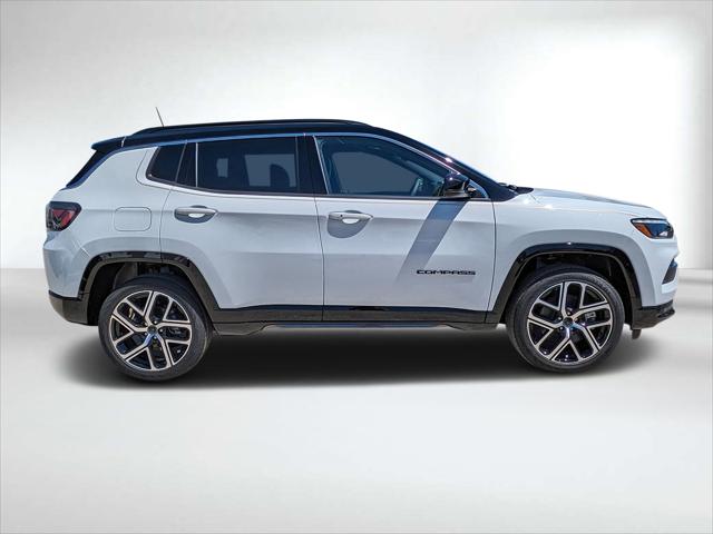 2025 Jeep Compass COMPASS LIMITED 4X4