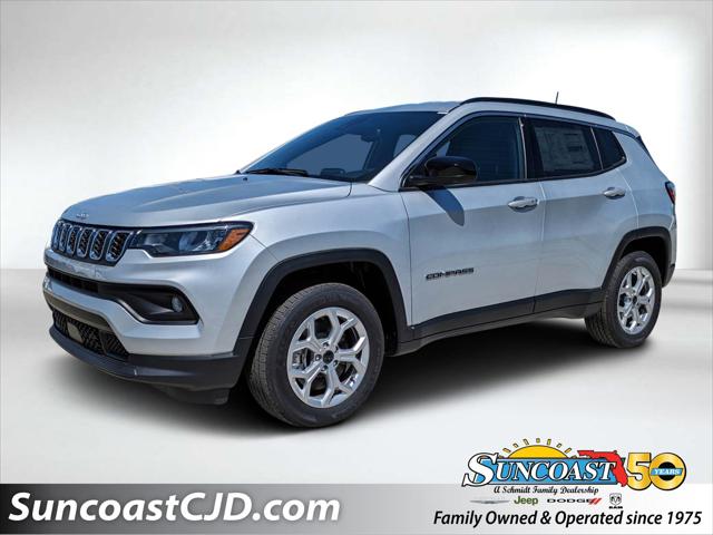 2025 Jeep Compass COMPASS LATITUDE 4X4